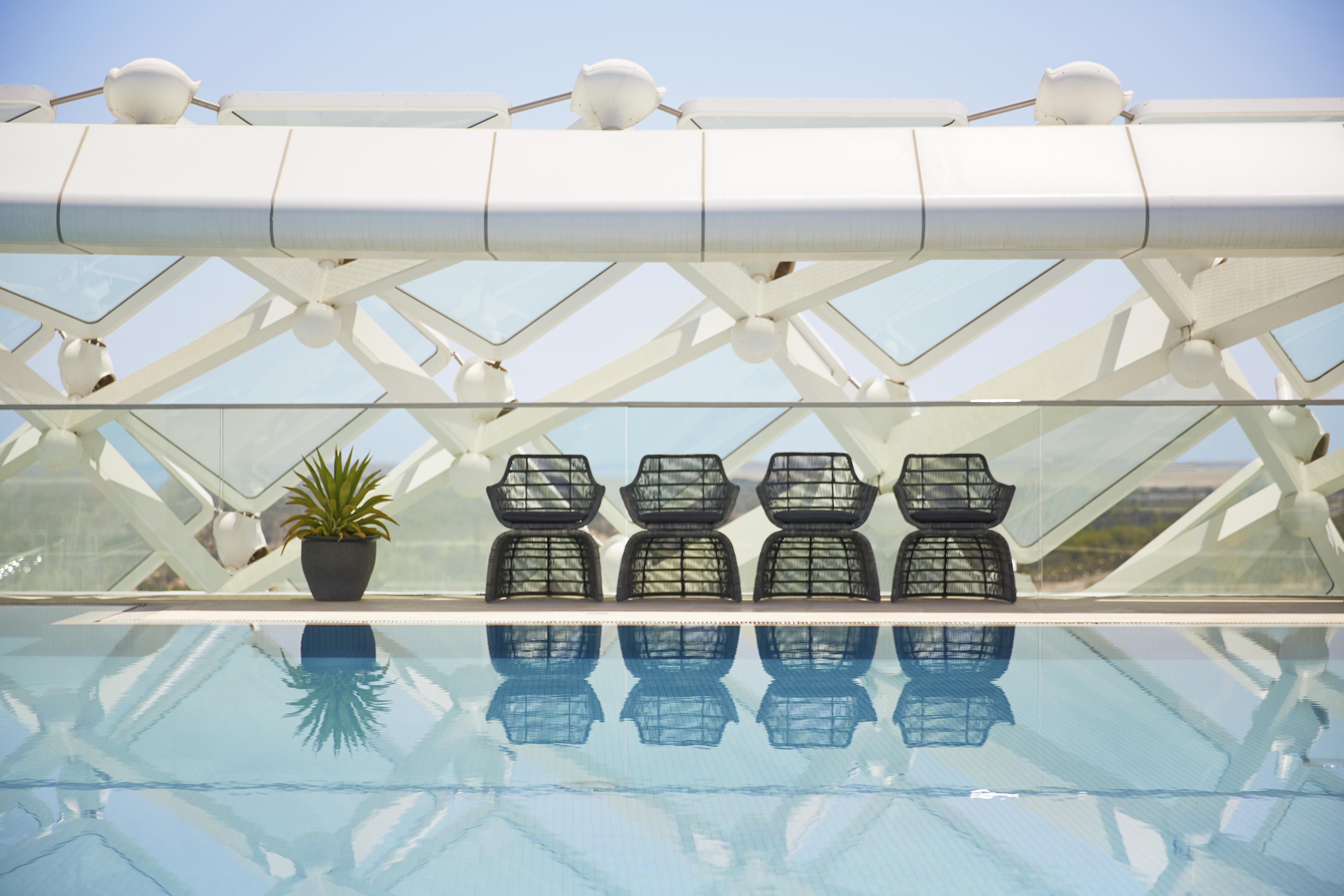 W - Yas Island Hotel 5*